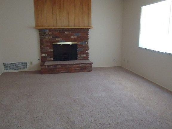 2nd image of 40310 Central Ave