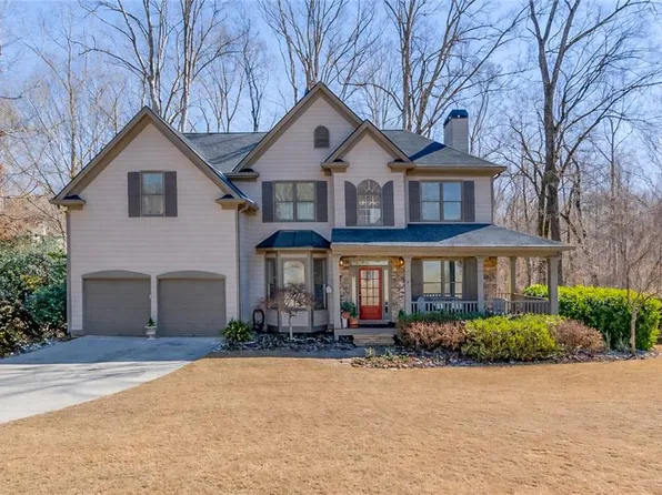 311 Spring Willow Dr, Sugar Hill, GA 30518