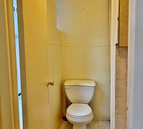 3rd image of 517 E 12th St #Ten10