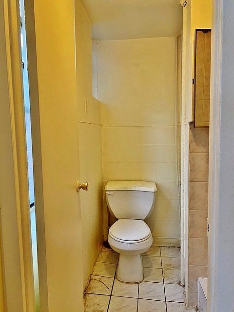 1st image of 517 E Broadway St #7-12