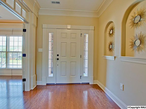 5th image of 7063 Jacks Creek Ln