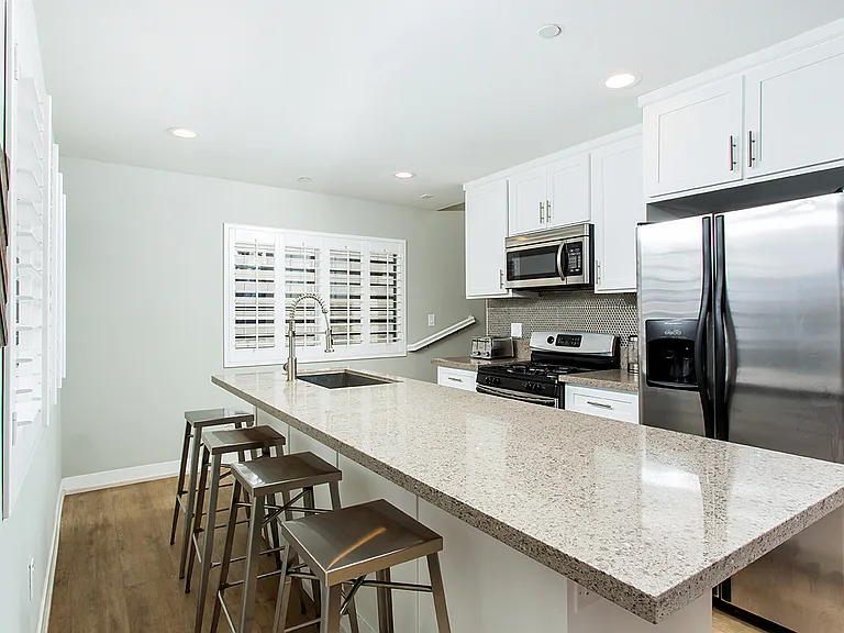 9009 S Normandie Ave — Photo 12