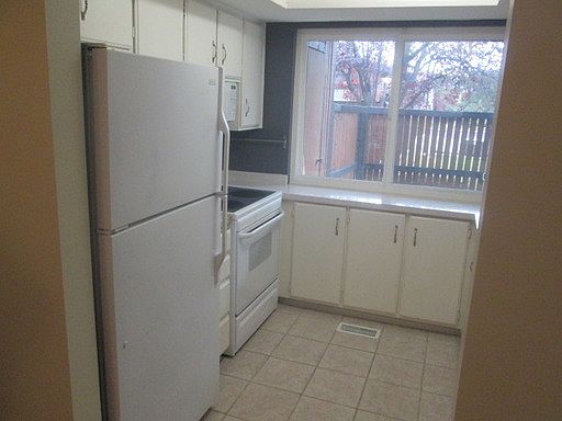 3rd image of 213 W Garden Park