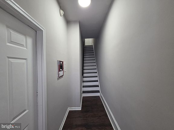 3rd image of 509 E Washington Ln Floor 2