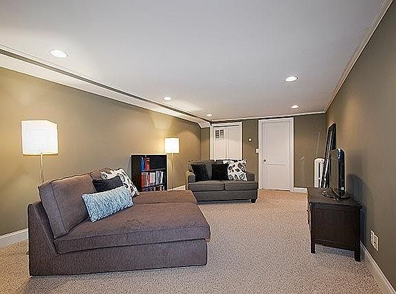 4th image of 1509 Summit Ave #1509