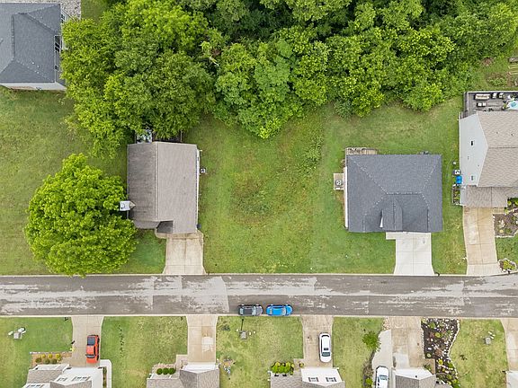 5th image of 1243 Oxford Village Cv