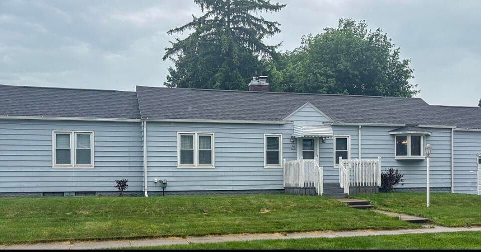 1st image of 1012 6th St