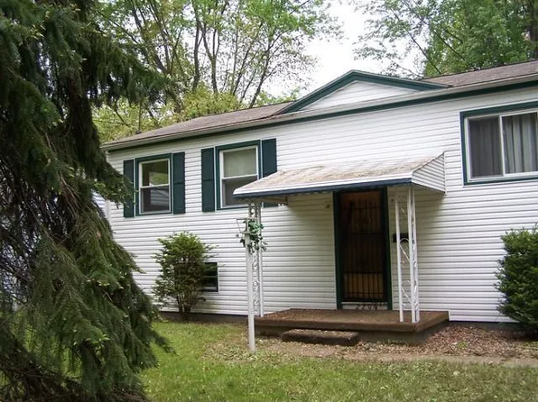 2200 Risher Rd SW, Warren, OH 44485