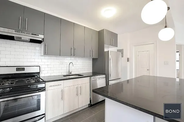 Rented by Bond New York | media 14