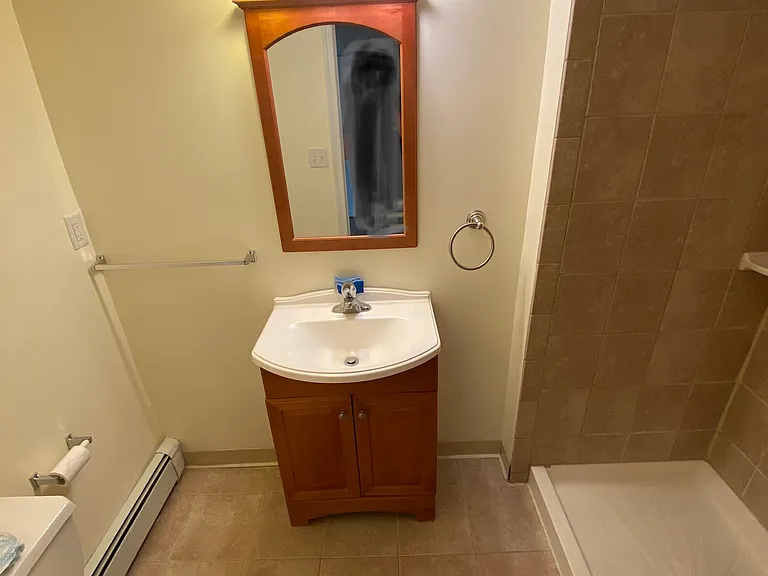722 Maple St #1 — Photo 8