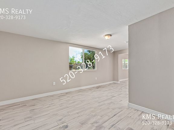 4th image of 4539 S Camino Barrera