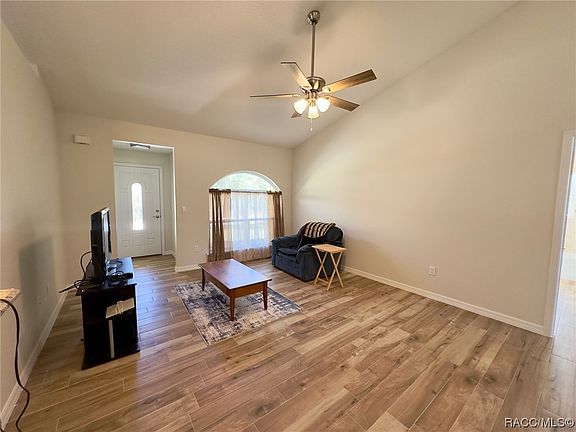 4th image of 10150 N Sabre Dr