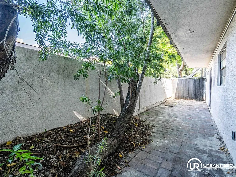 3265 Virginia St #11 — Photo 18