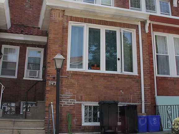 2nd image of 5439 Oakland St