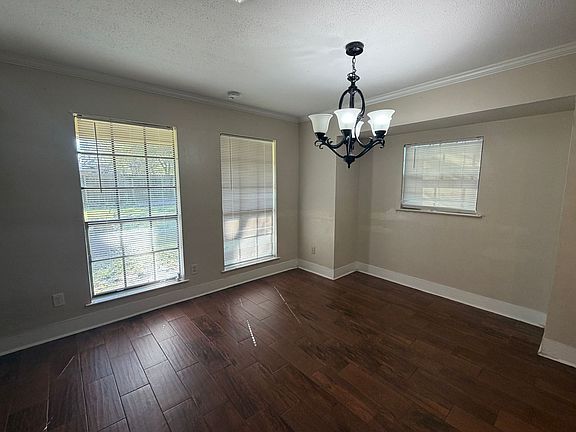 3rd image of 233 Sunflower Dr