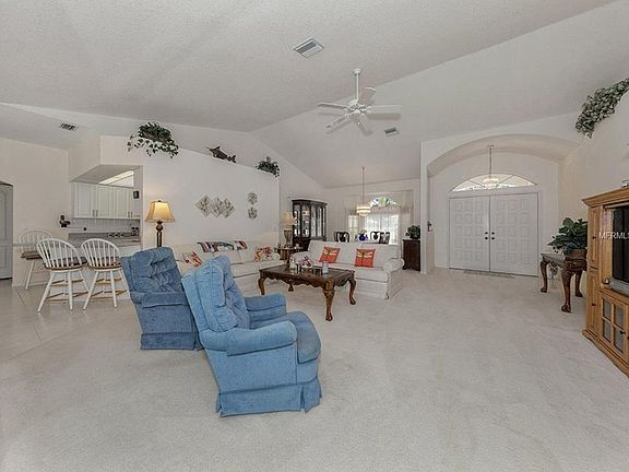 3rd image of 577 Park Estates Sq