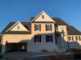 409 Spring Lake Farm Cir, Winston Salem, NC 27101