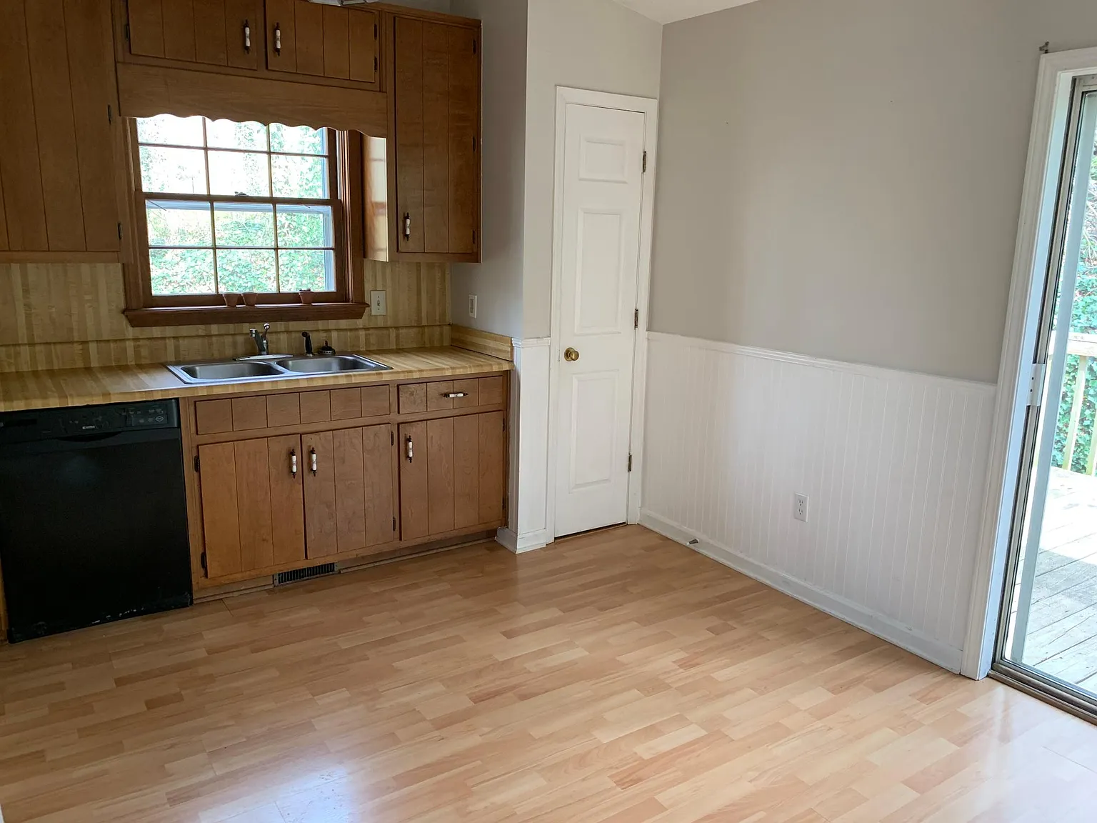 3 bed, 1000 sqft, $1,600 — Photo 4
