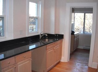 14 Chandler St, Somerville, MA 02144