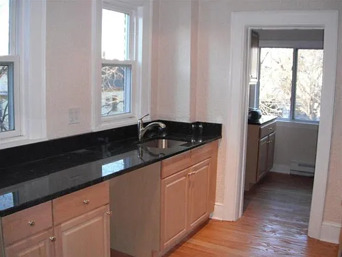 14 Chandler St Photo 1