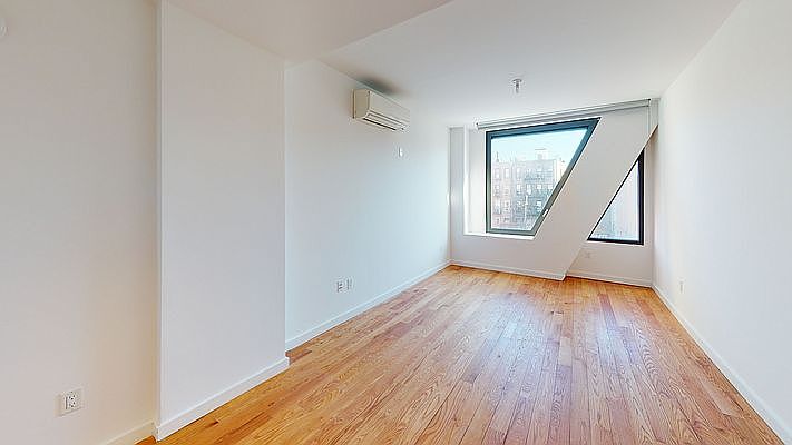 1st image of 123 Melrose St APT 328