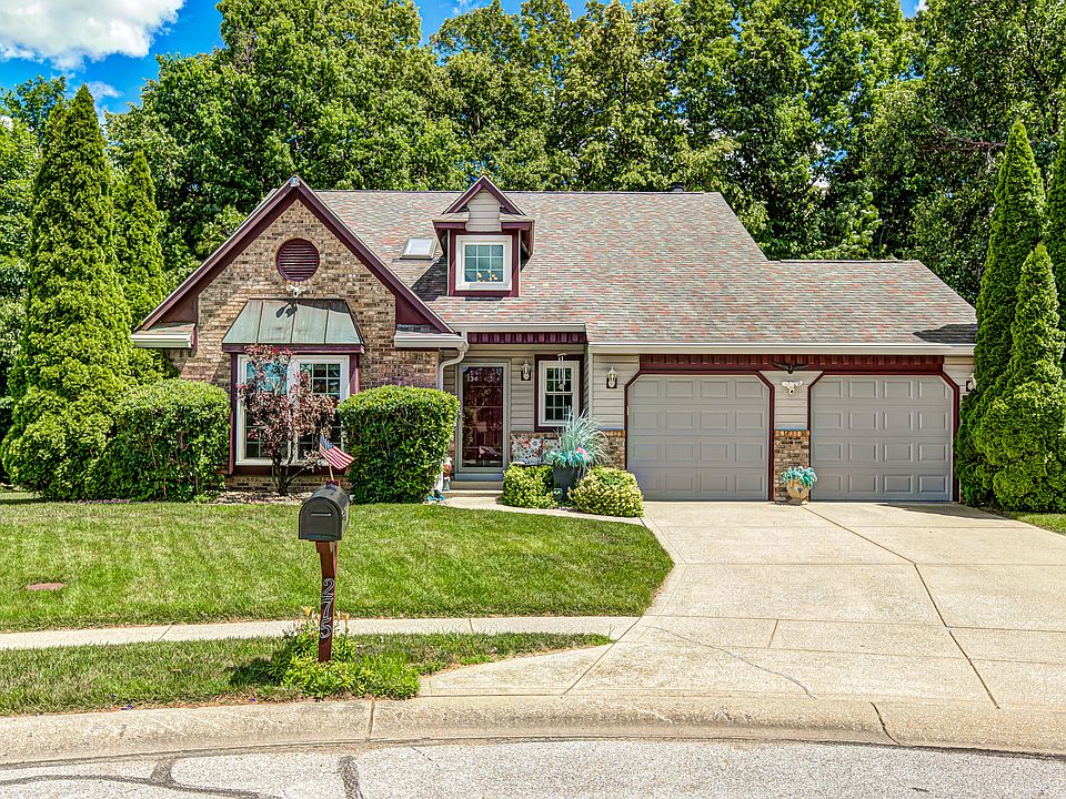 1st image of 275 Inland Cir