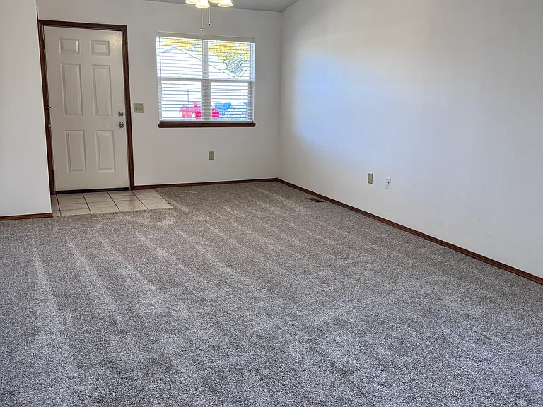 3515 W Donna Ave #3515 — Photo 7