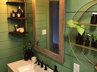 55770 Byrd Ave, Osceola, IN 46561