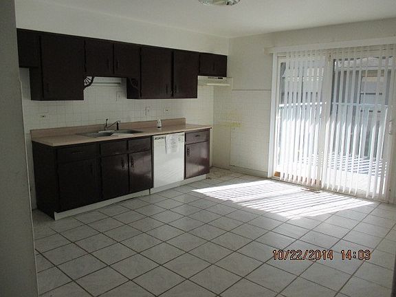 3rd image of 19142 Pine Dr #19142