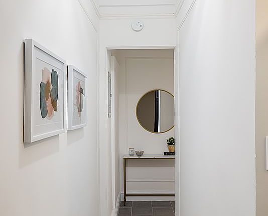 3rd image of 20 W 72nd St #405B