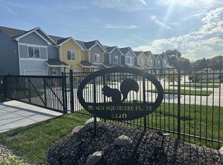 1120 S 34th St #7, Council Bluffs, IA 51501