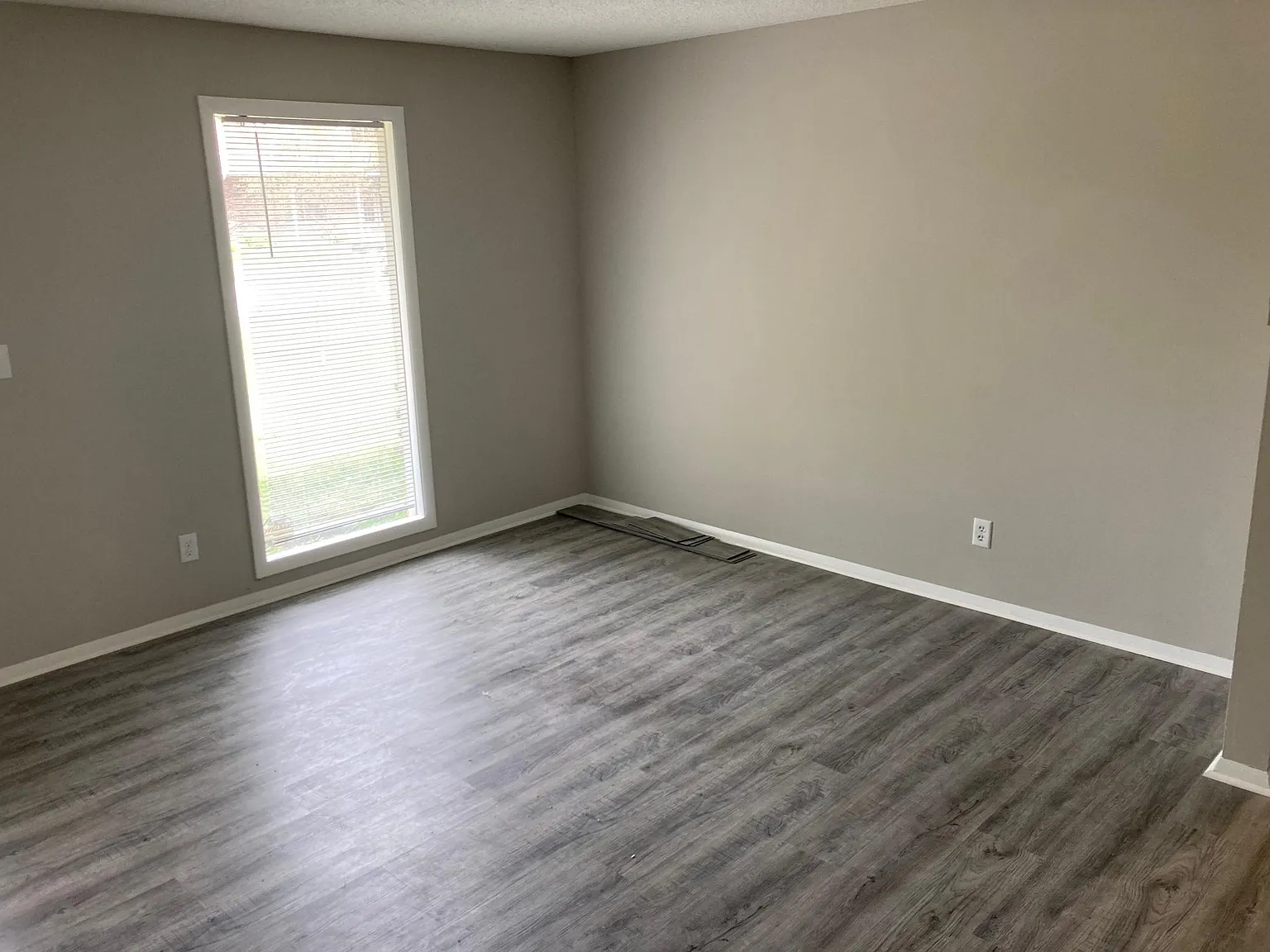 2 bed, 812 sqft, $1,175 — Photo 4