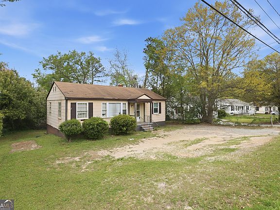 2nd image of 2413 Ruby Dr