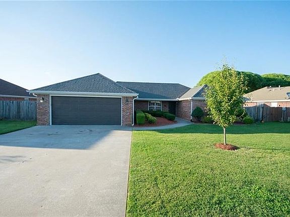 2nd image of 404 Chip Dr