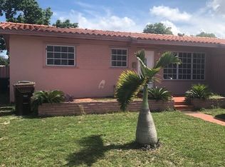 940 W 53rd St, Hialeah, FL 33012