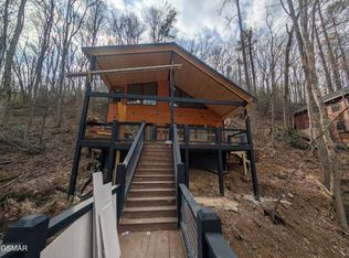 1424 School Rd HOUSE GAP, Sevierville, TN 37876