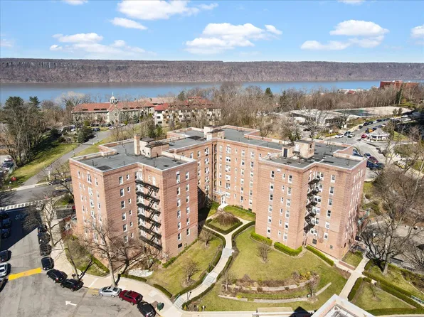 5621 Netherland Avenue image 9 of 9