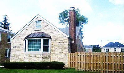 5718 N Kerbs Chicago, IL 60646