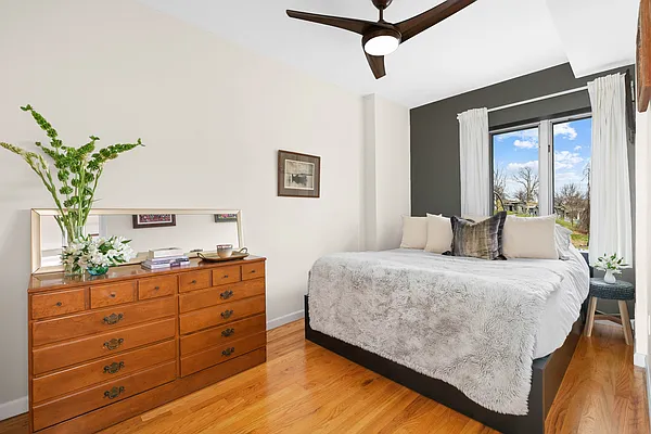 Sold by Compass | media 3