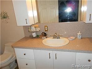 4th image of 4773 Chovin St