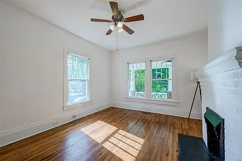1634 Paxon St SE — Photo 9
