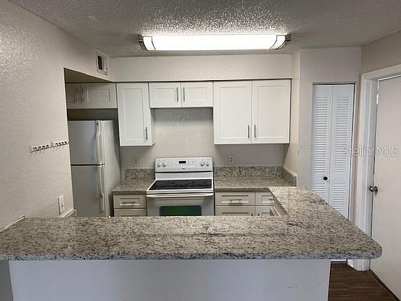 4th image of 2202 Key West Ct APT 635