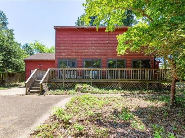 2208 Indian Hill Rd, Virginia Beach, VA 23455