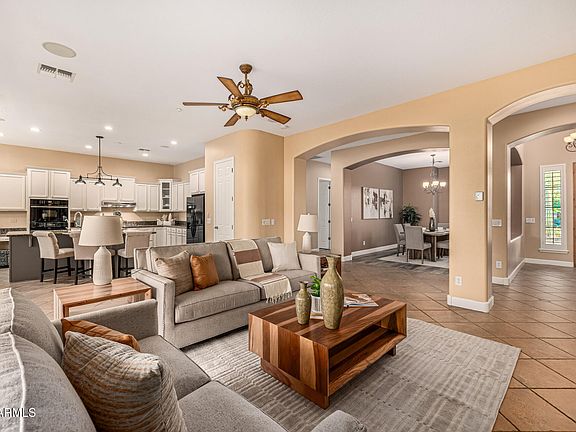 3rd image of 12246 W BLACKSTONE Court