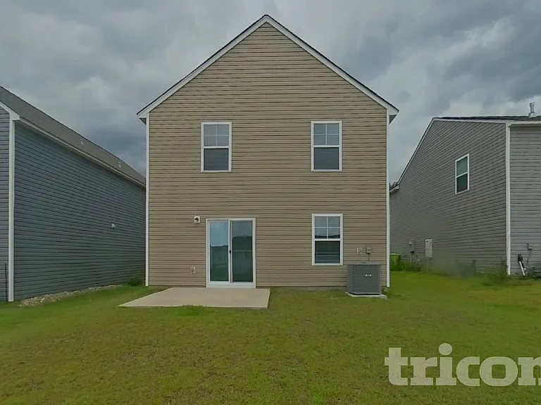1076 Crescent Moon Loop Rd — Photo 15