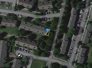 7701 Tamarron Dr, Plainsboro, NJ 08536
