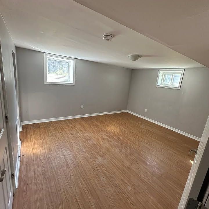 1st image of 4 Harper Rd #Basement