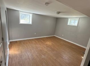 4 Harper Rd #BASEMENT, Brampton, ON