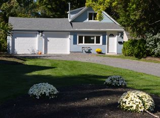 201 Willowbrook Rd, Rochester, NY 14616