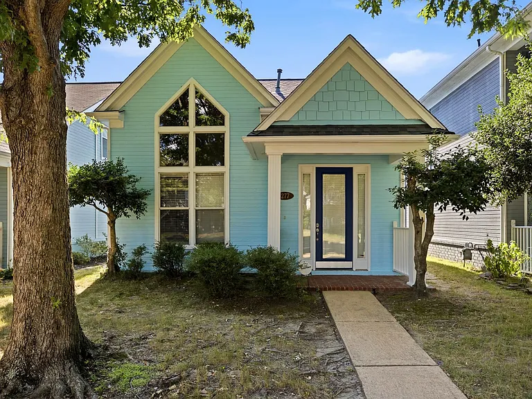 1277 Island Pl E — Photo 1